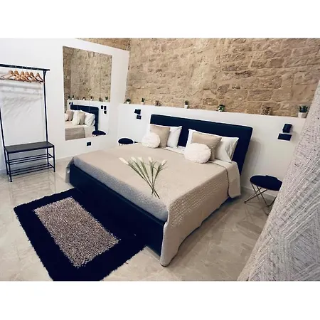 Whiteflower * باري