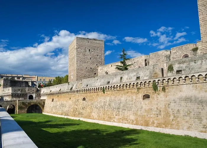 Apartment Whiteflower