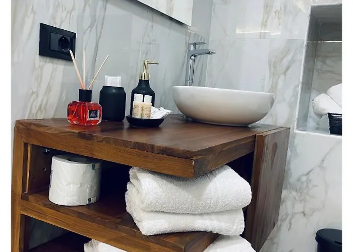 Whiteflower * בארי